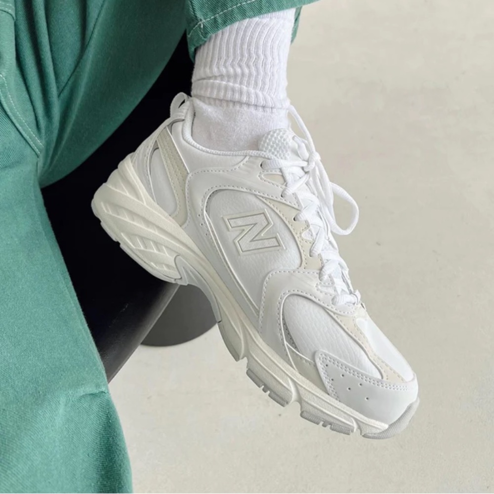 NWOT- New Balance 530 Rain Cloud Fog unisex shoes